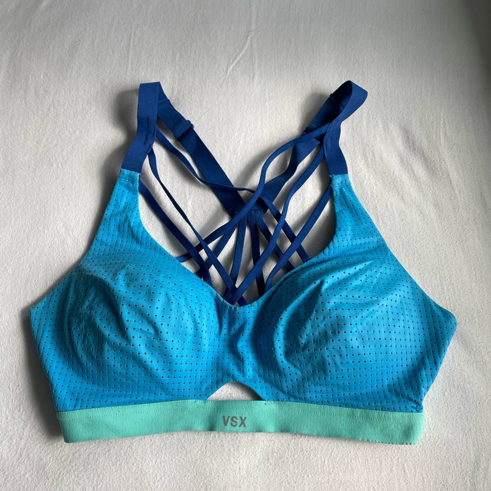 VICTORIA'S SECRET Sports Bra